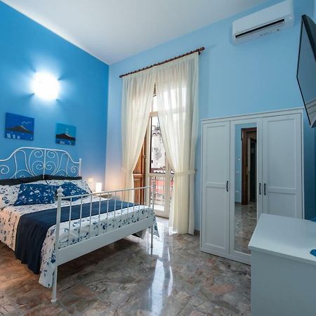Casa Fiorito Apartment Napoli Bagian luar foto