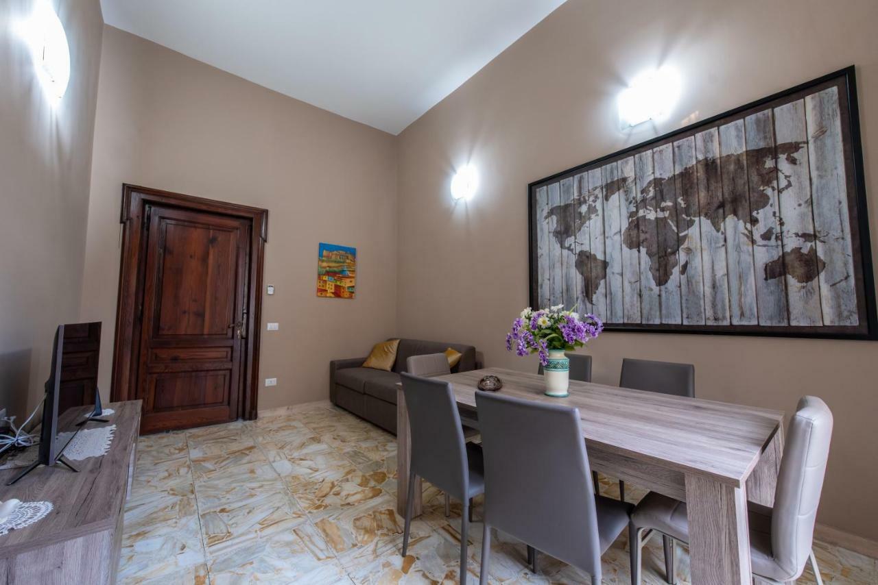 Casa Fiorito Apartment Napoli Bagian luar foto