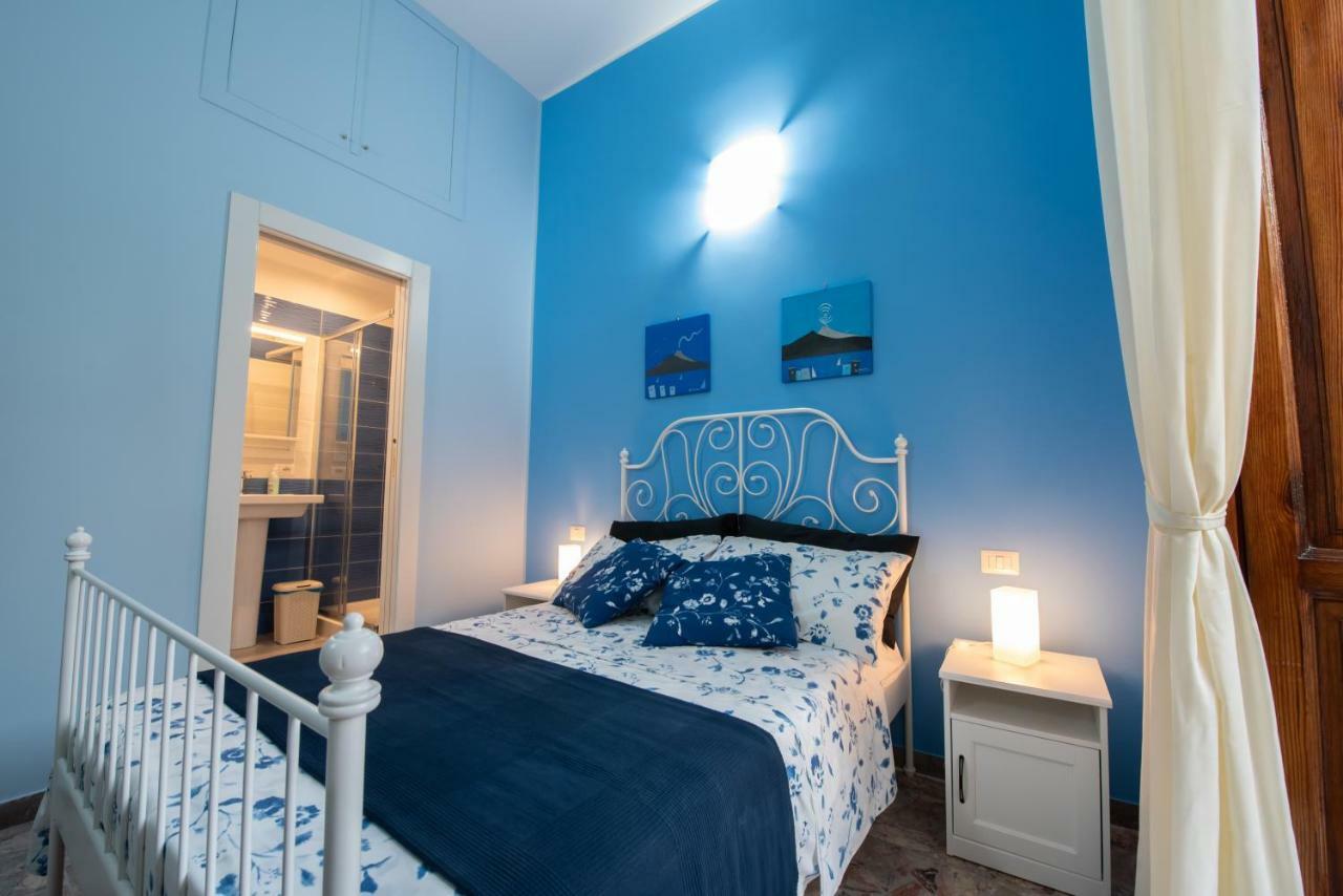 Casa Fiorito Apartment Napoli Bagian luar foto