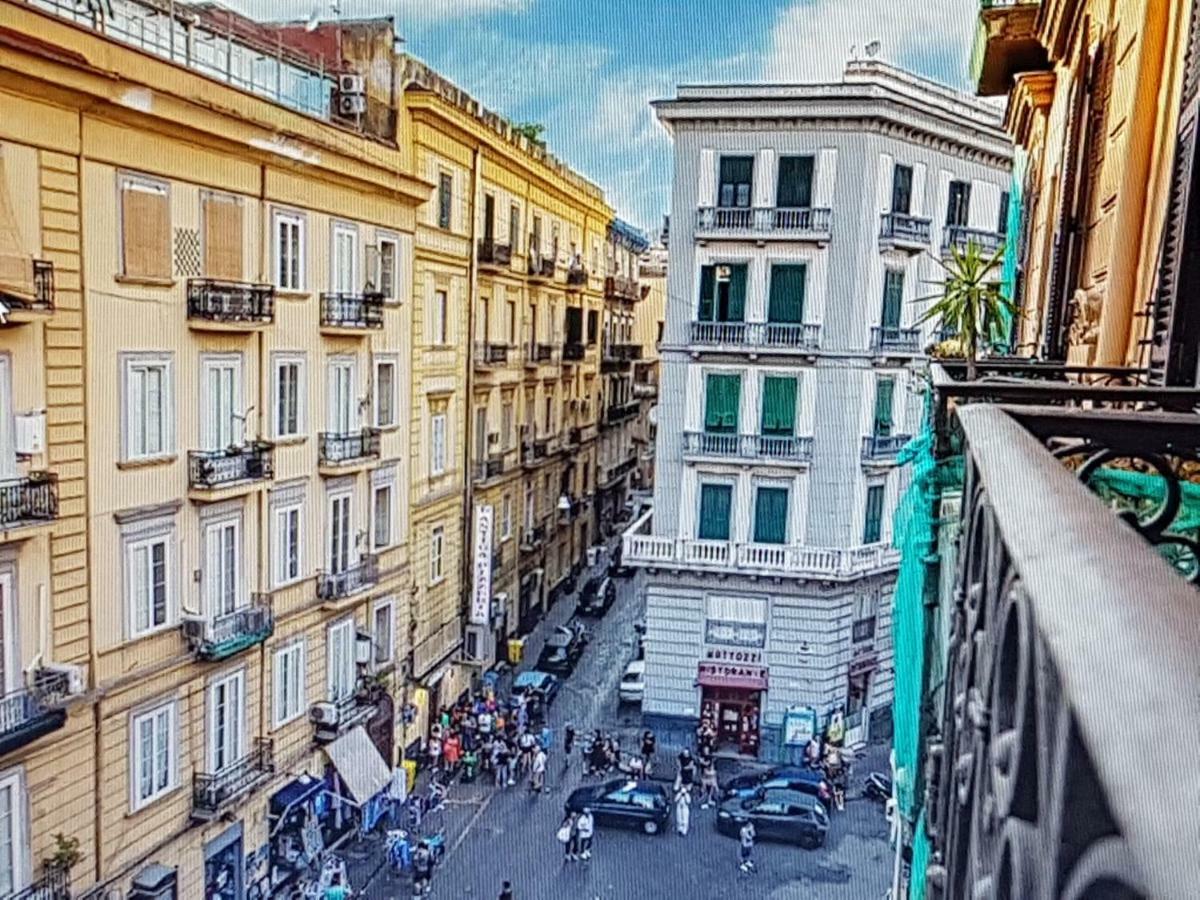 Casa Fiorito Apartment Napoli Bagian luar foto